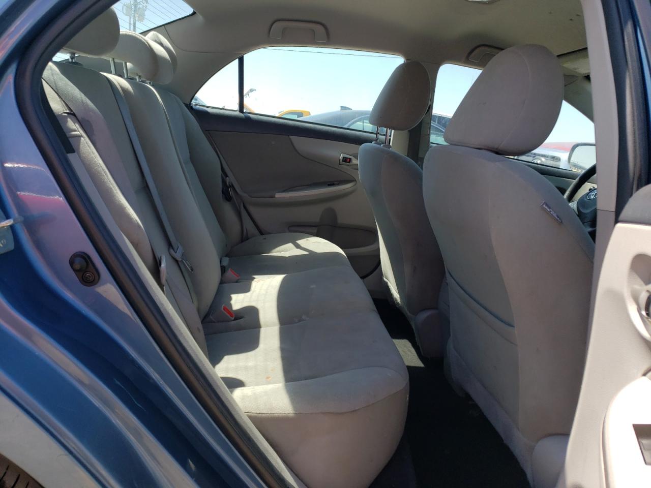 Photo 6 from auction – 2013 TOYOTA COROLLA with VIN 5YFBU4EE5DP147662