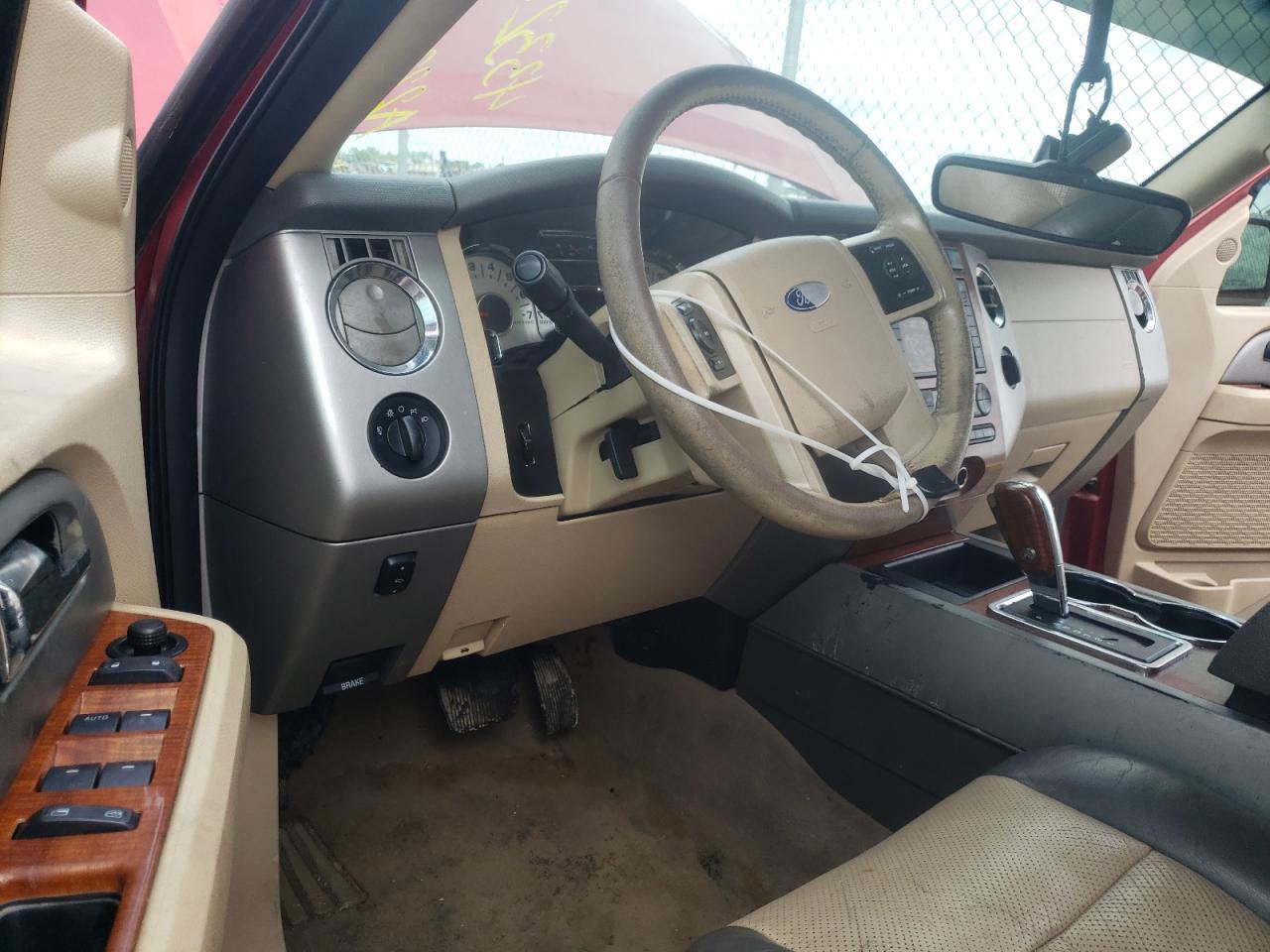 صورة رقم 9 من المزاد - 2007 FORD EXPEDITION مع VIN 1FMFK17517LA22265