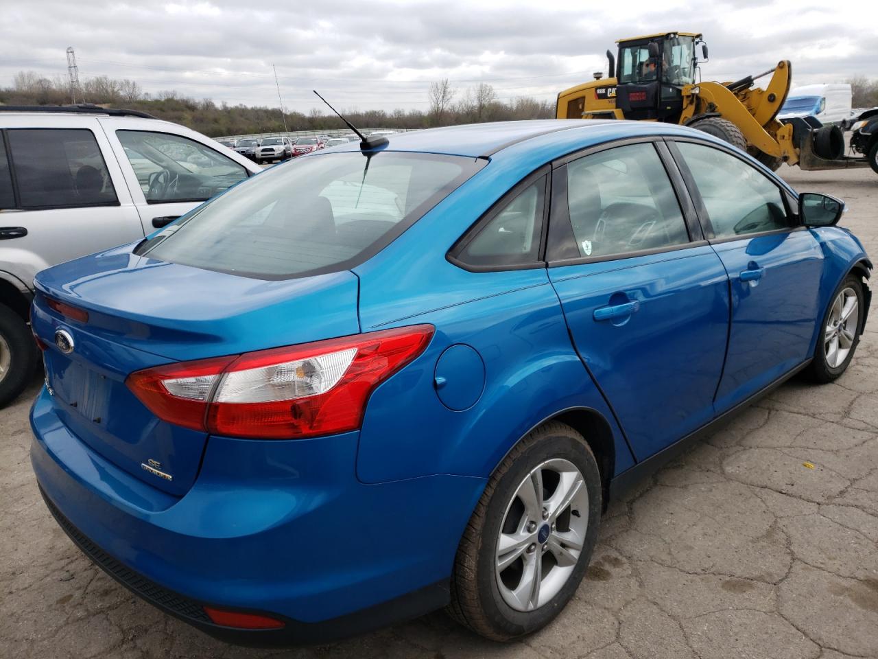 Photo 4 from auction – 2013 FORD FOCUS SE with VIN 1FADP3F27DL218115