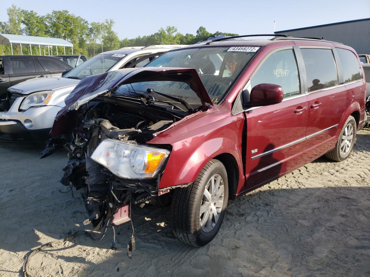 Photo 2 from auction – 2009 CHRYSLER TOWN & COU with VIN 2A8HR54129R652669