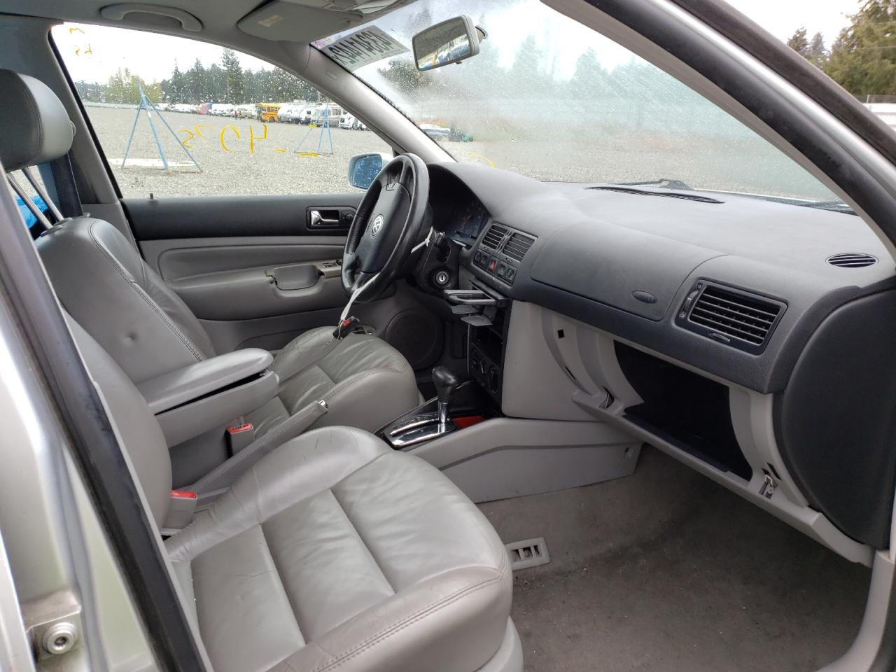 Photo 5 from auction – 2001 VOLKSWAGEN JETTA GLS with VIN 3VWSK69M51M161077