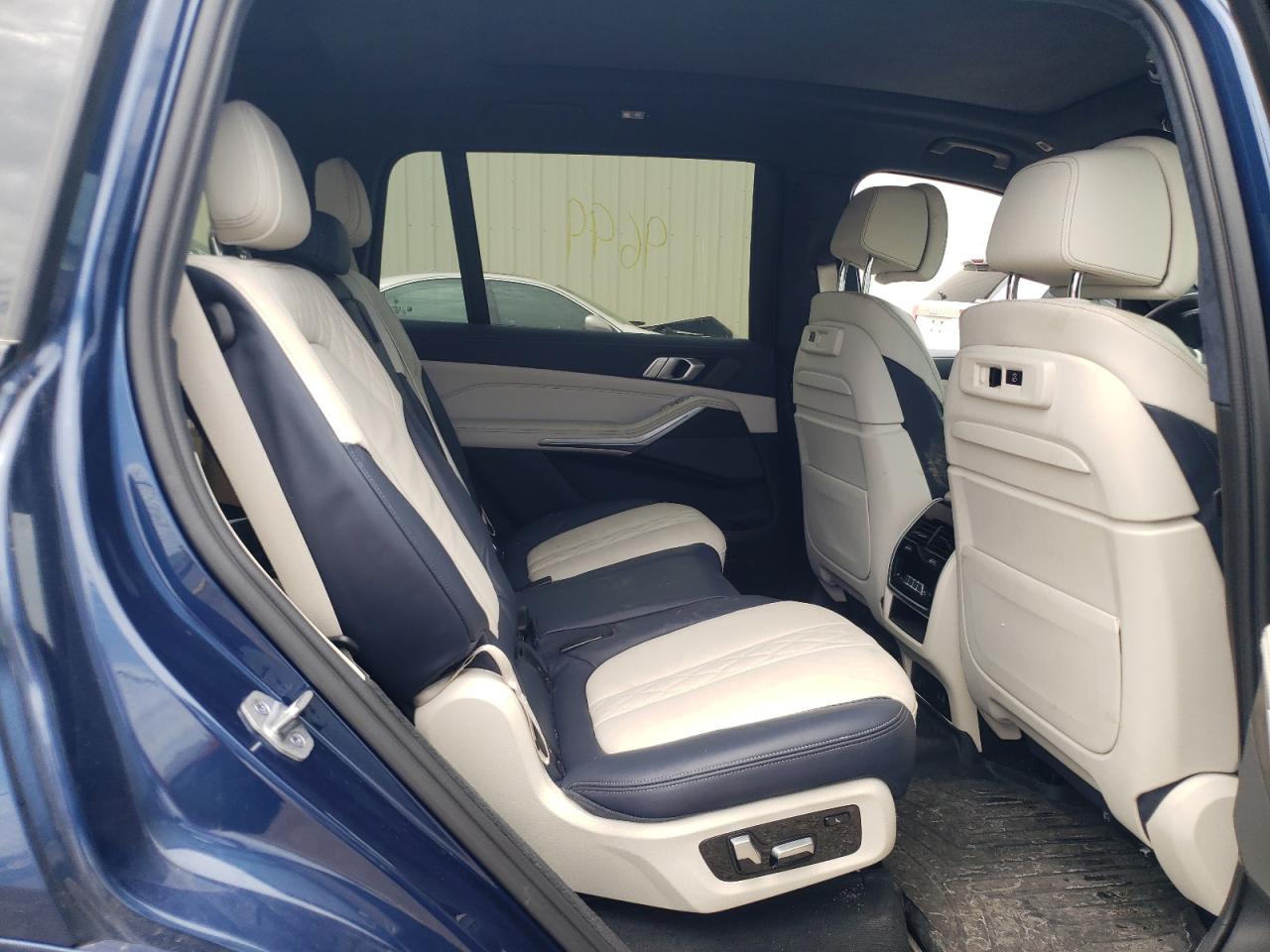 Photo 6 from auction – 2021 BMW X7 XDRIVE4 with VIN 5UXCW2C07M9G71137