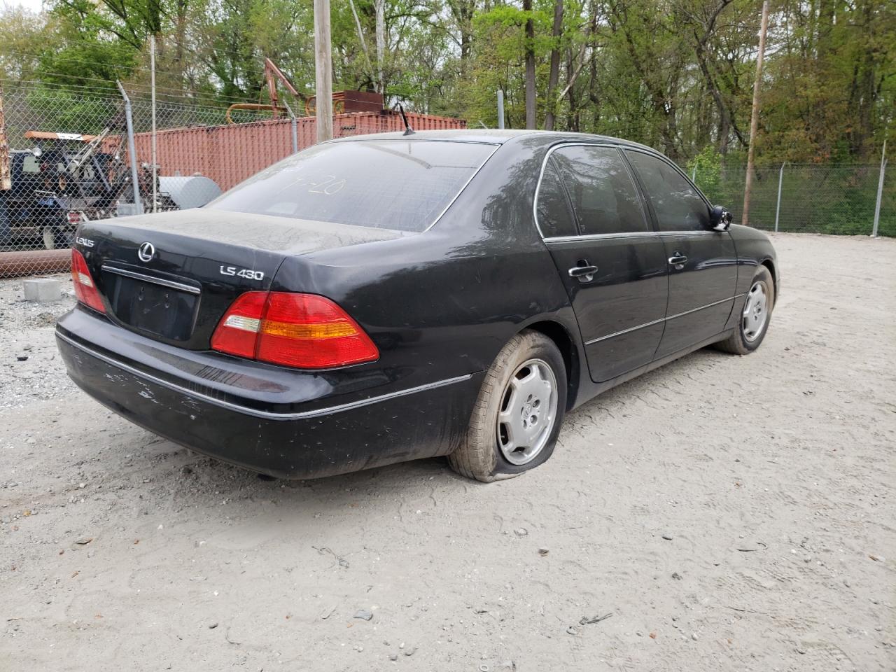Photo 4 from auction – 2002 LEXUS LS 430 with VIN JTHBN30F920058416