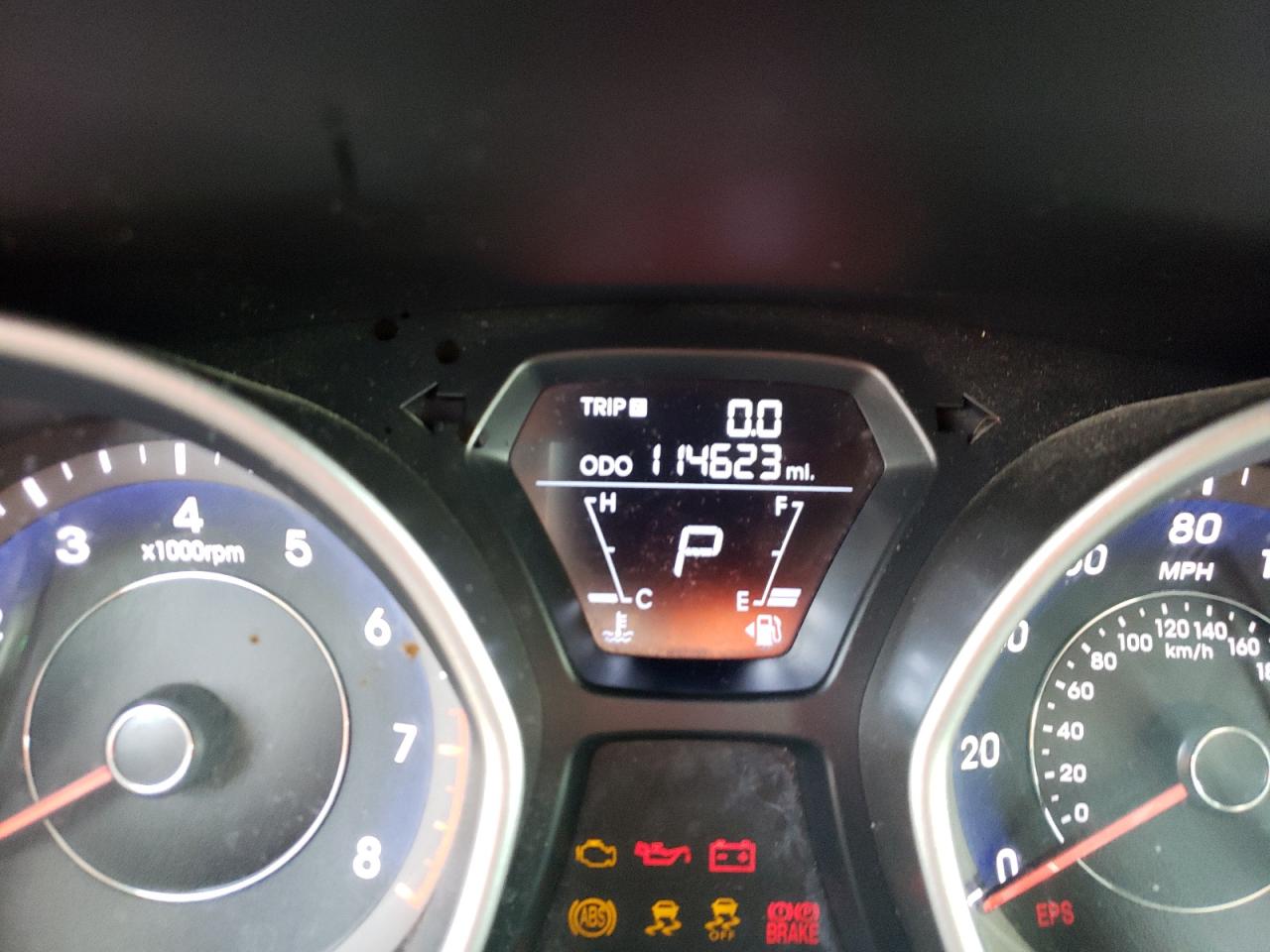 Photo 13 from auction – 2011 HYUNDAI ELANTRA GL with VIN 5NPDH4AE8BH030686