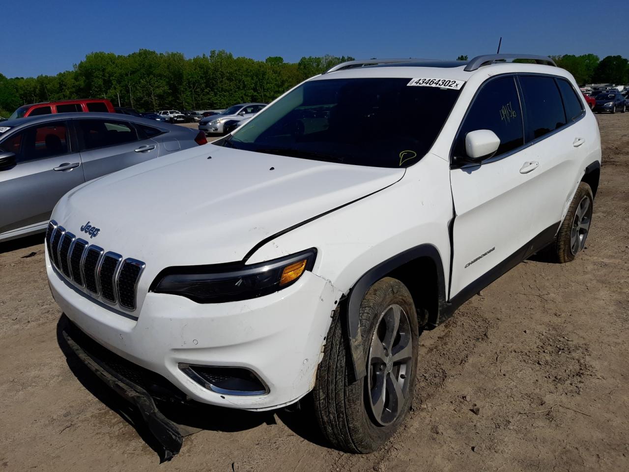 Photo 2 from auction – 2019 JEEP CHEROKEE L with VIN 1C4PJMDNXKD124099