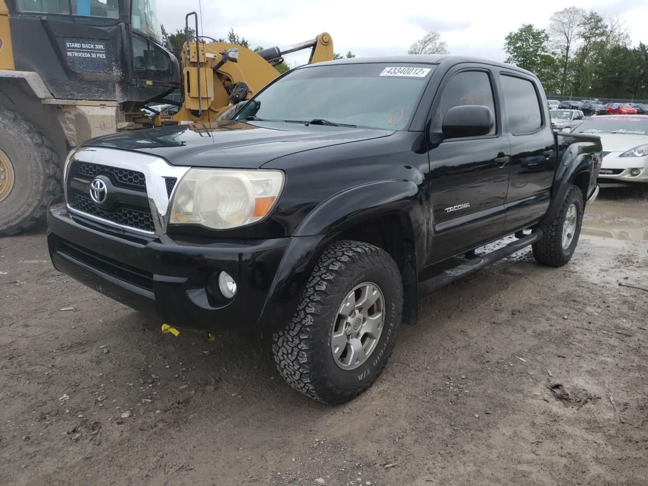 Photo 2 from auction – 2011 TOYOTA TACOMA DOU with VIN 3TMLU4EN2BM062769