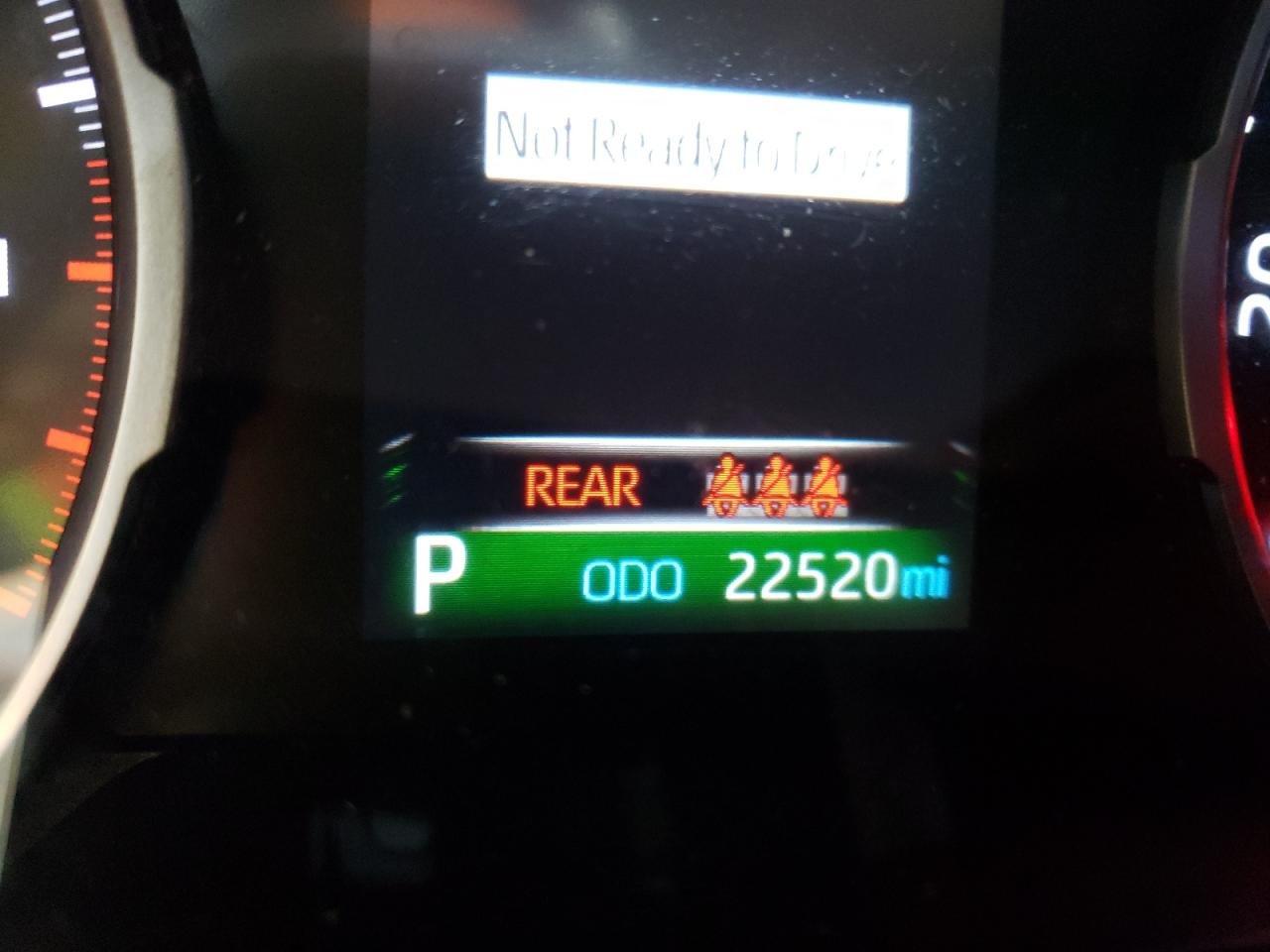 Photo 8 from auction – 2021 TOYOTA RAV4 LE with VIN JTMH1RFV3MD064393