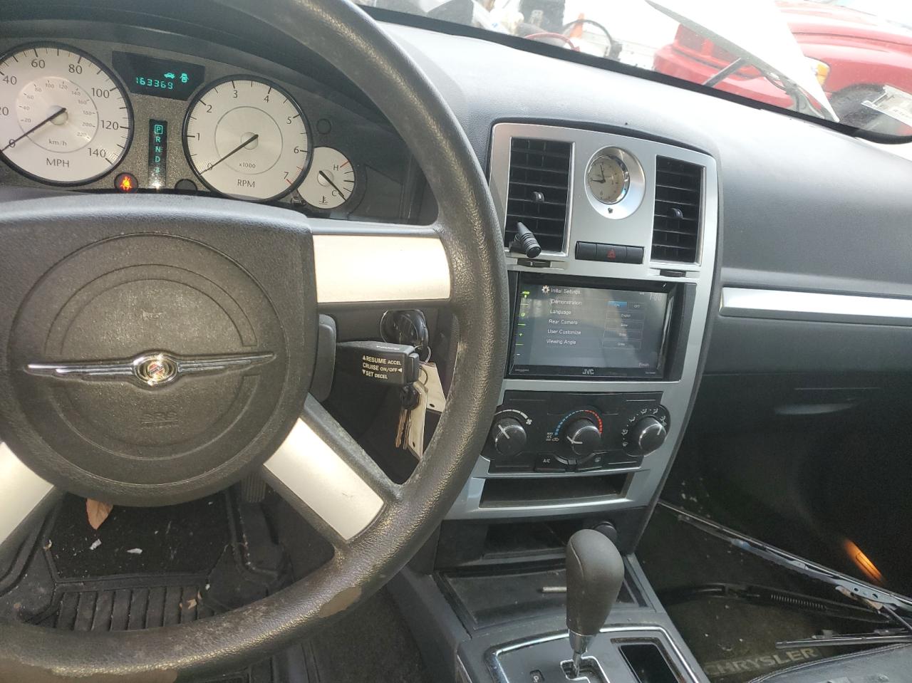 Photo 9 from auction – 2010 CHRYSLER 300 TOURIN with VIN 2C3CA4CD2AH123445