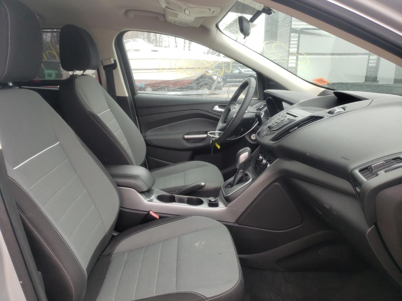 Photo 5 from auction – 2013 FORD ESCAPE SE with VIN 1FMCU9GX0DUA25614