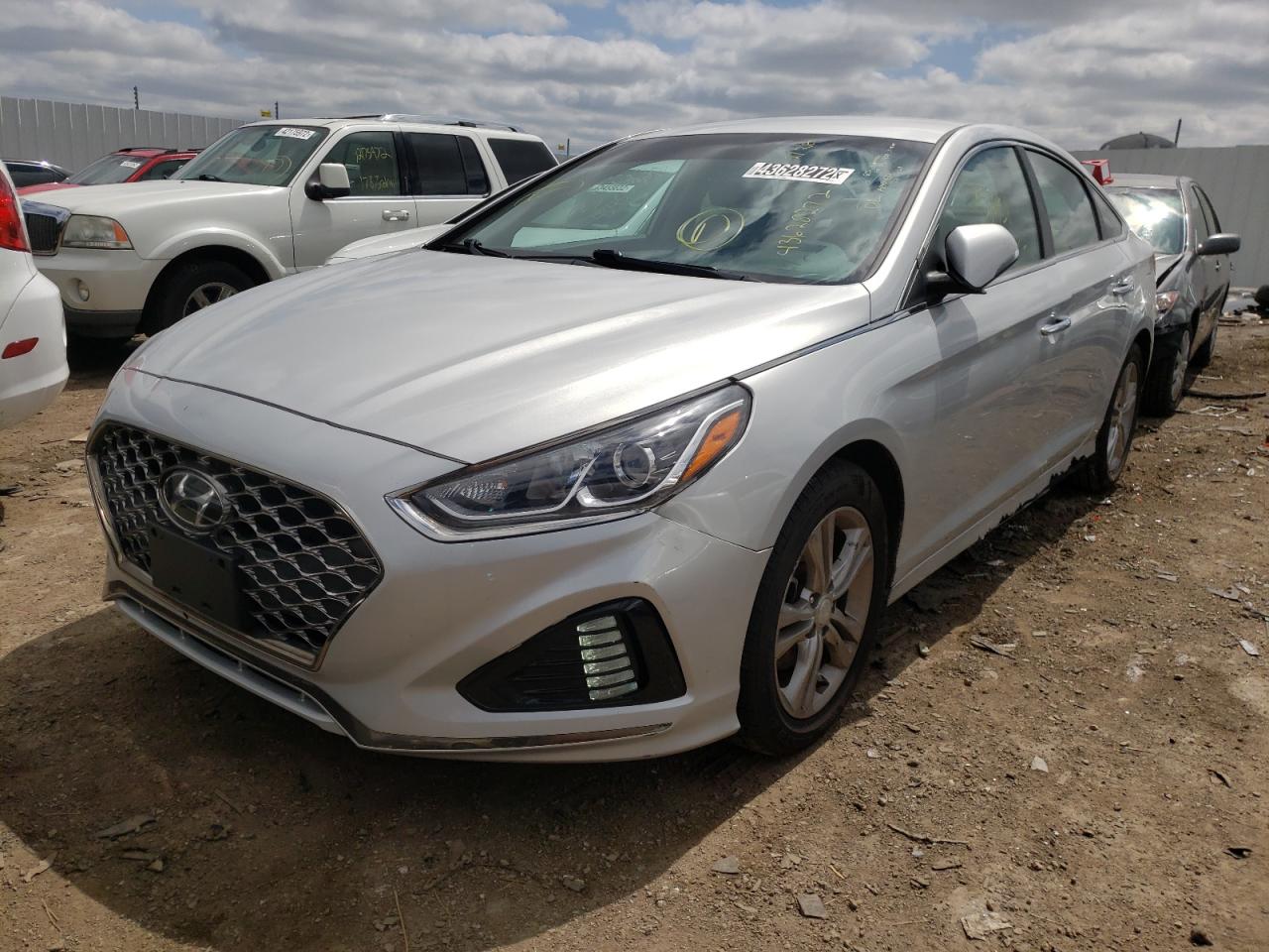 Photo 2 from auction – 2019 HYUNDAI SONATA LIM with VIN 5NPE34AF7KH775151