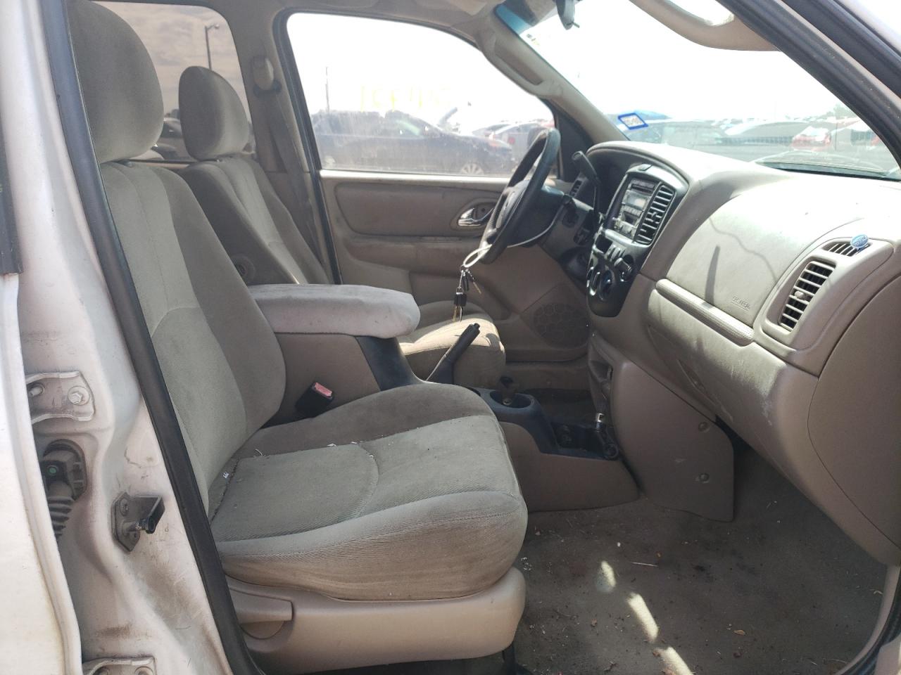 صورة رقم 5 من المزاد - 2002 MAZDA TRIBUTE LX مع VIN 4F2YU09162KM64226
