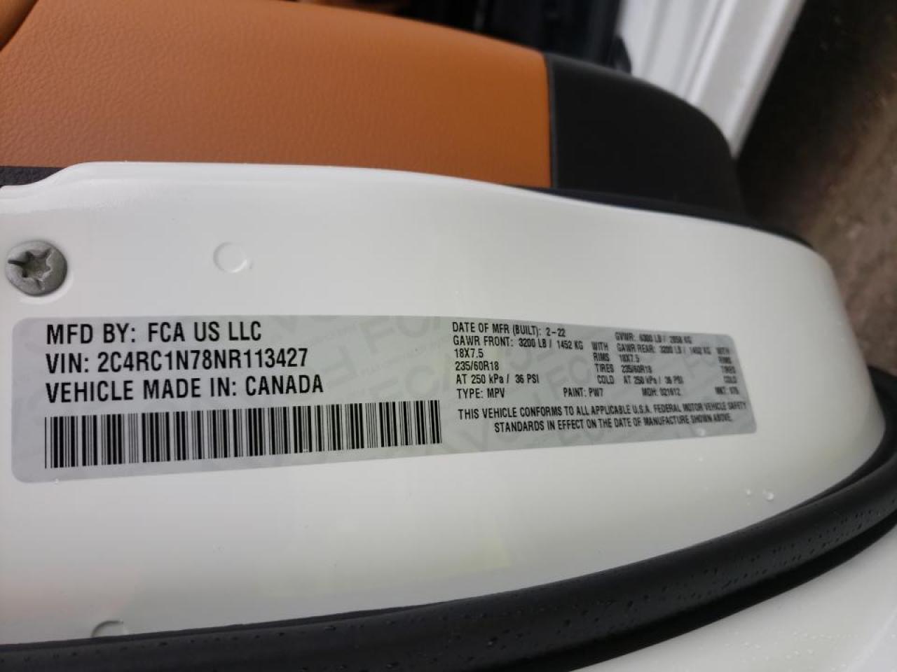 Photo 10 from auction – 2022 CHRYSLER PACIFICA with VIN 2C4RC1N78NR113427
