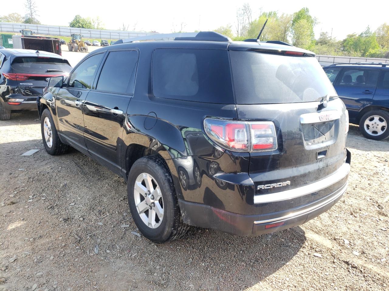 Photo 3 from auction – 2016 GMC ACADIA SLE with VIN 1GKKVNED3GJ109600