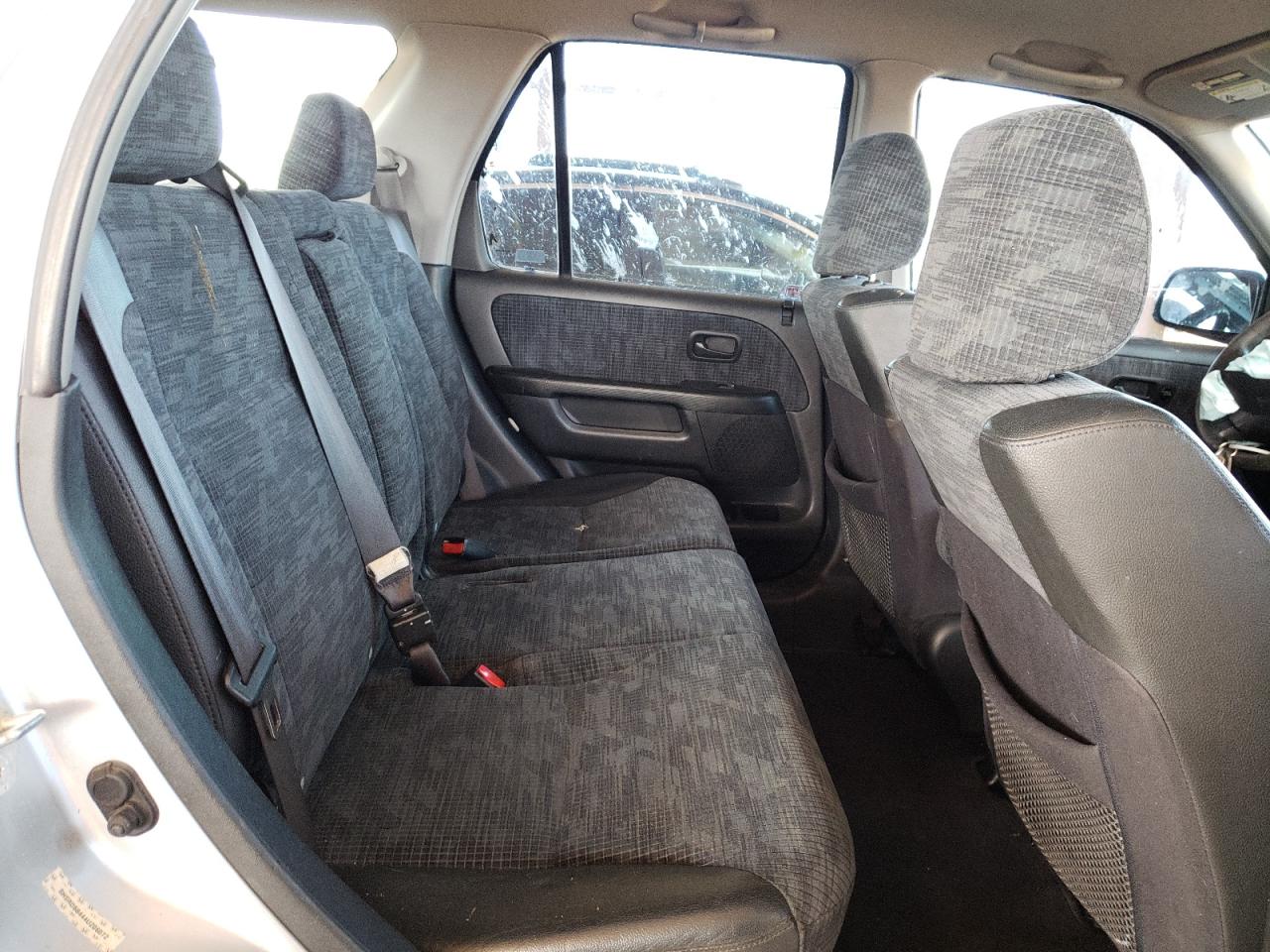 Photo 6 from auction – 2004 HONDA CR-V LX with VIN SHSRD68444U206072