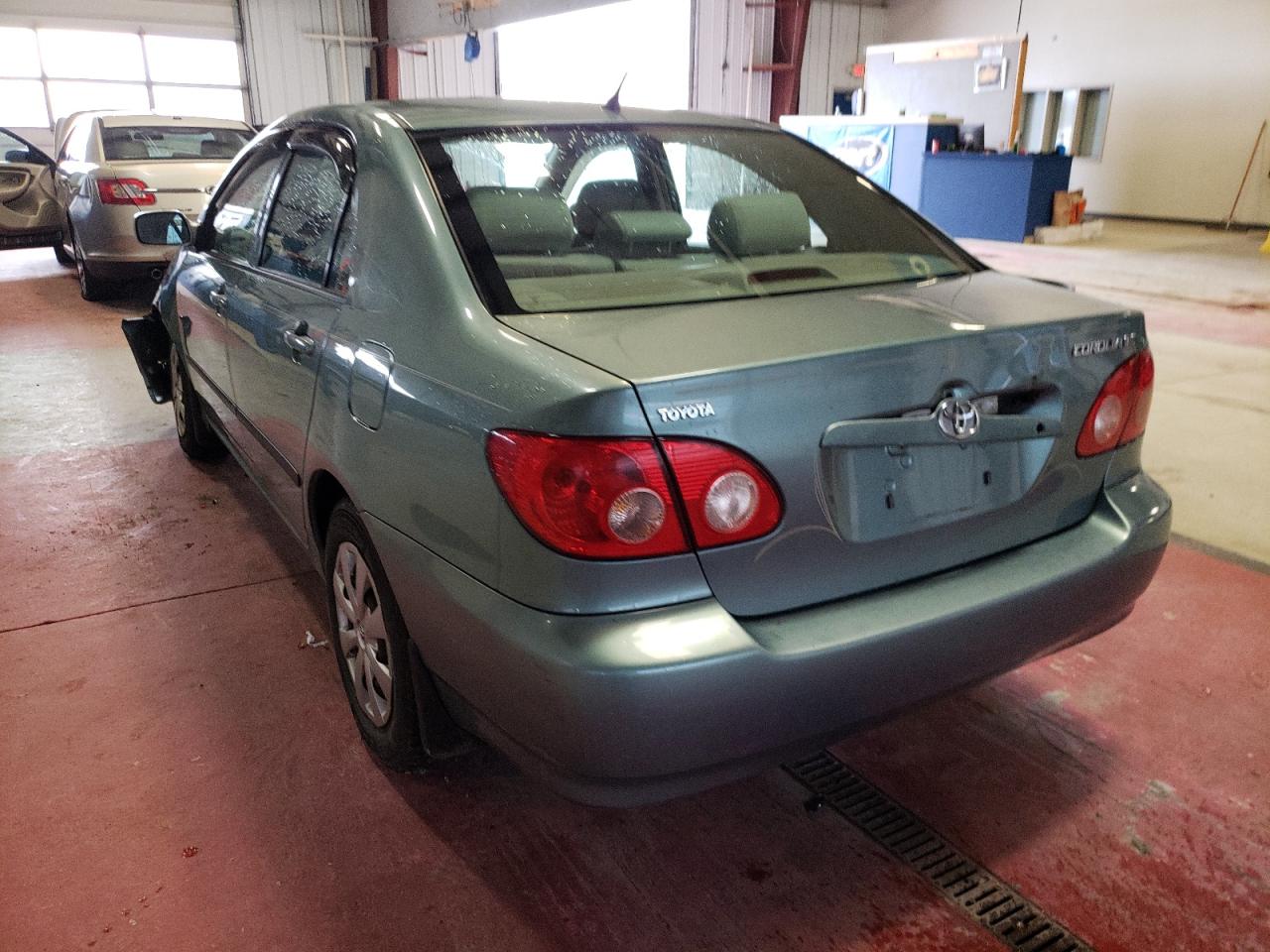 Photo 3 from auction – 2005 TOYOTA COROLLA CE with VIN 2T1BR32E95C370689