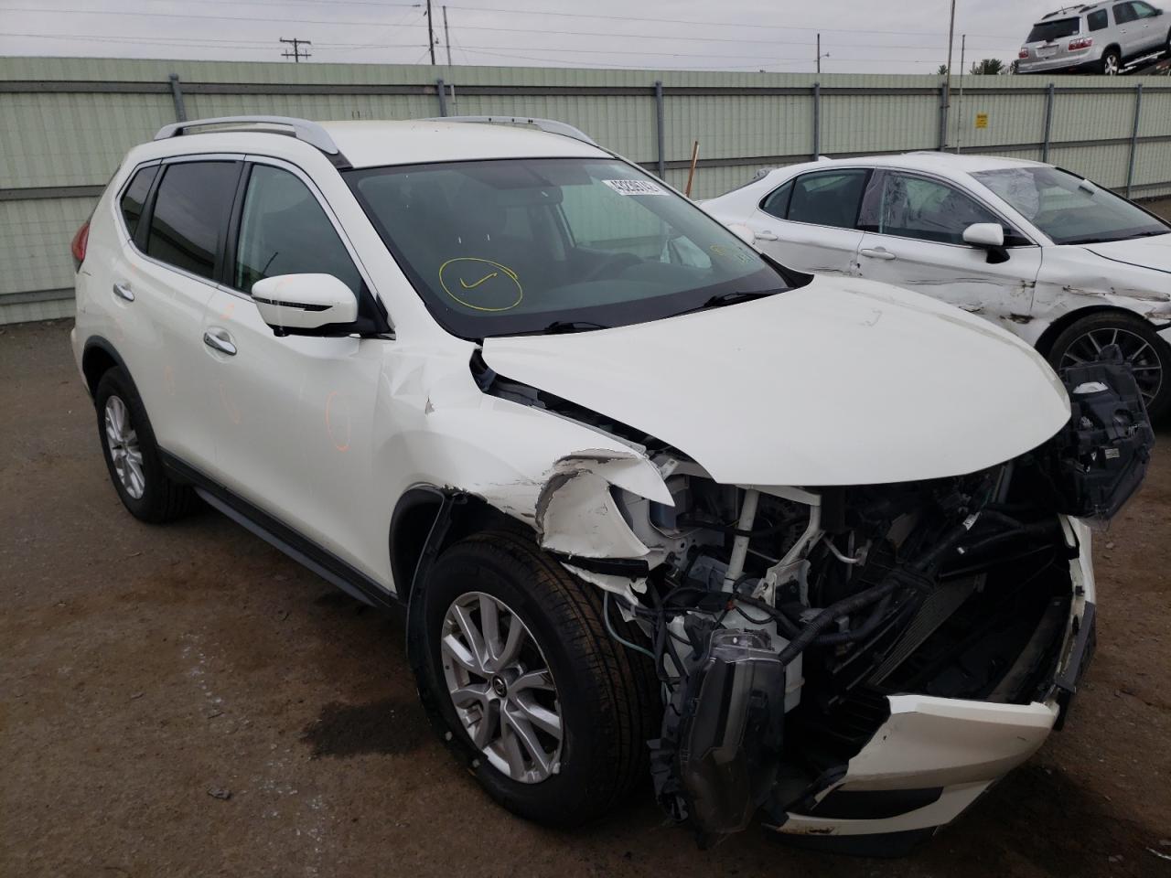 NISSAN ROGUE S 2017 with VIN KNMAT2MV7HP589824 - Photo from auction