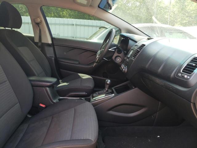 Photo 5 from auction – 2017 KIA FORTE LX with VIN 3KPFL4A70HE079600