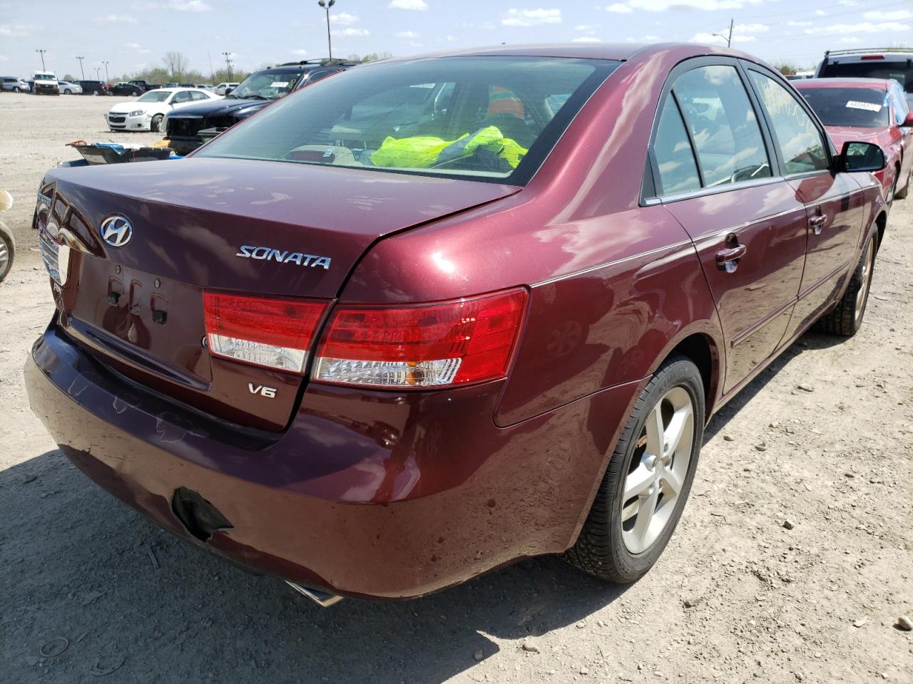 Photo 4 from auction – 2007 HYUNDAI SONATA SE with VIN 5NPEU46F47H192209