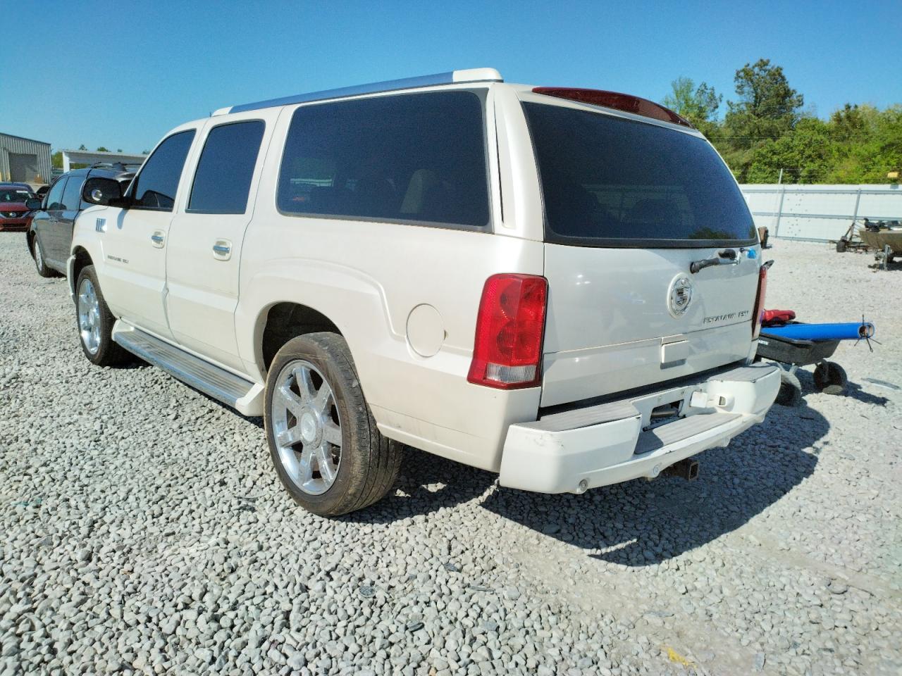 Photo 3 from auction – 2004 CADILLAC ESCALADE E with VIN 3GYFK66N14G333412