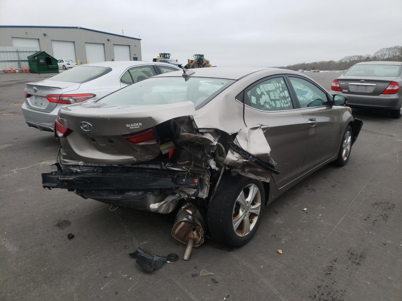 Photo 4 from auction – 2016 HYUNDAI ELANTRA SE with VIN 5NPDH4AE5GH791067