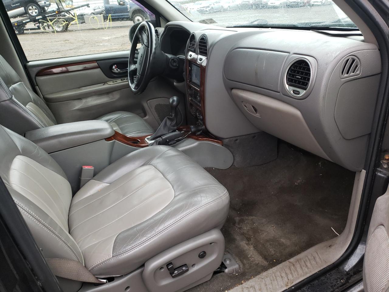 Photo 5 from auction – 2003 GMC ENVOY with VIN 1GKDT13S332252091