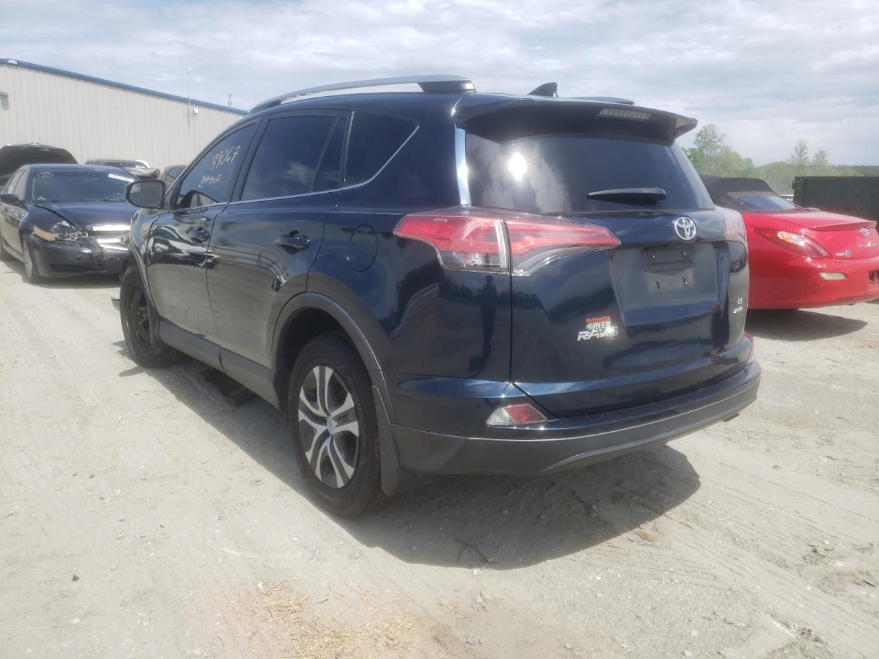 Photo 3 from auction – 2017 TOYOTA RAV4 LE with VIN 2T3BFREV3HW550252