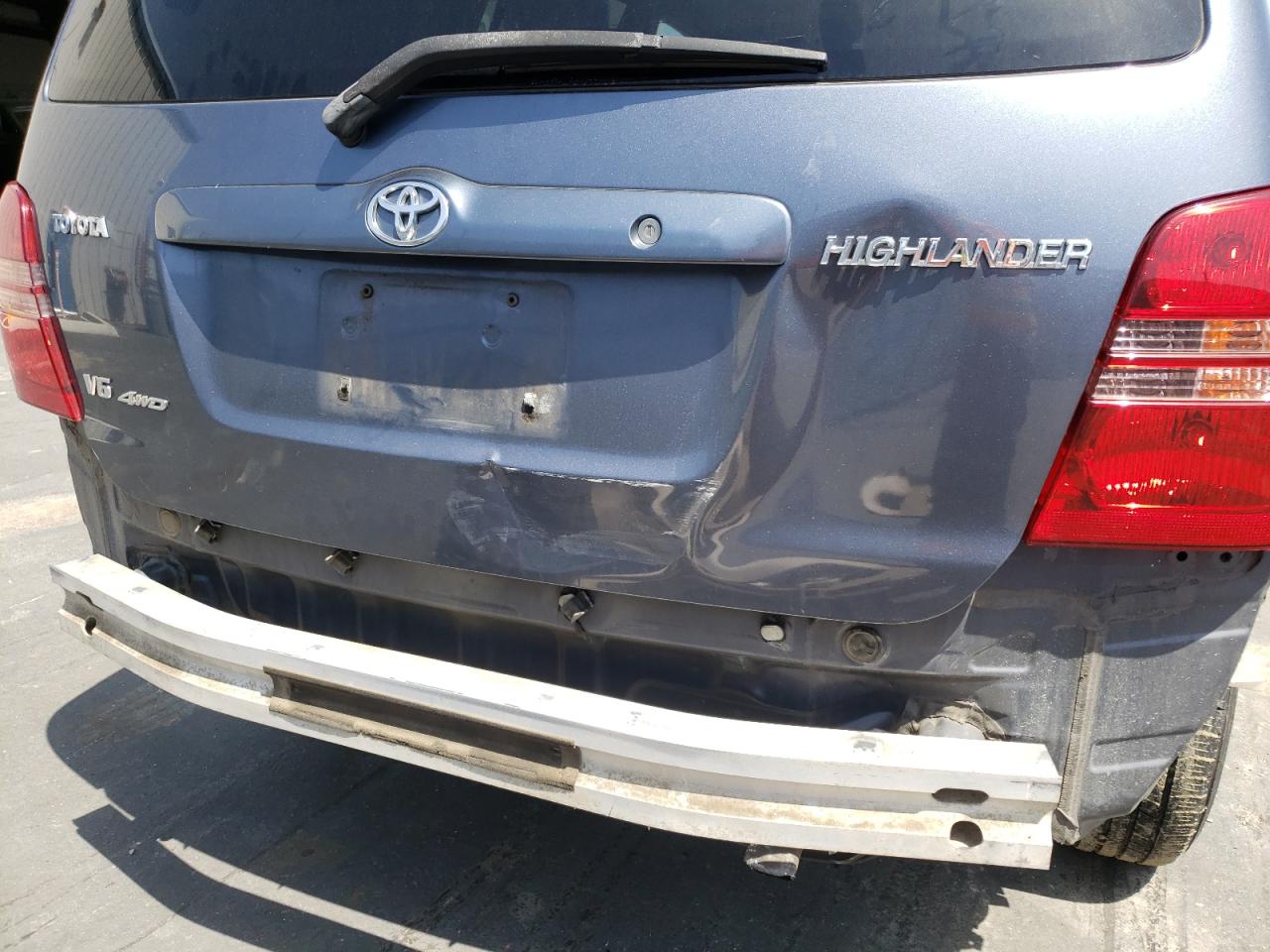 Photo 9 from auction – 2002 TOYOTA HIGHLANDER with VIN JTEHF21A820062149