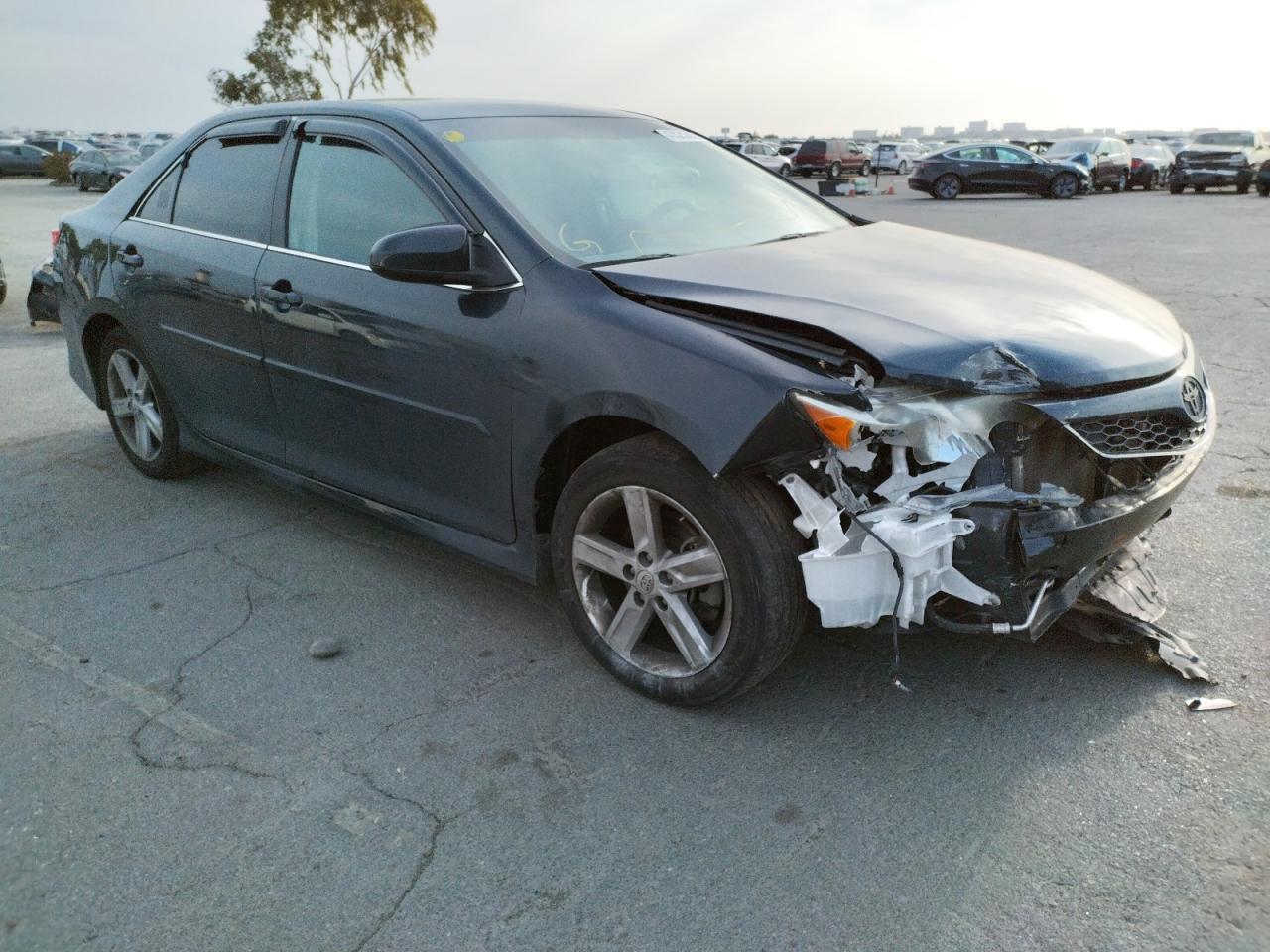 Photo 1 from auction – 2014 TOYOTA CAMRY L with VIN 4T1BF1FK4EU330449