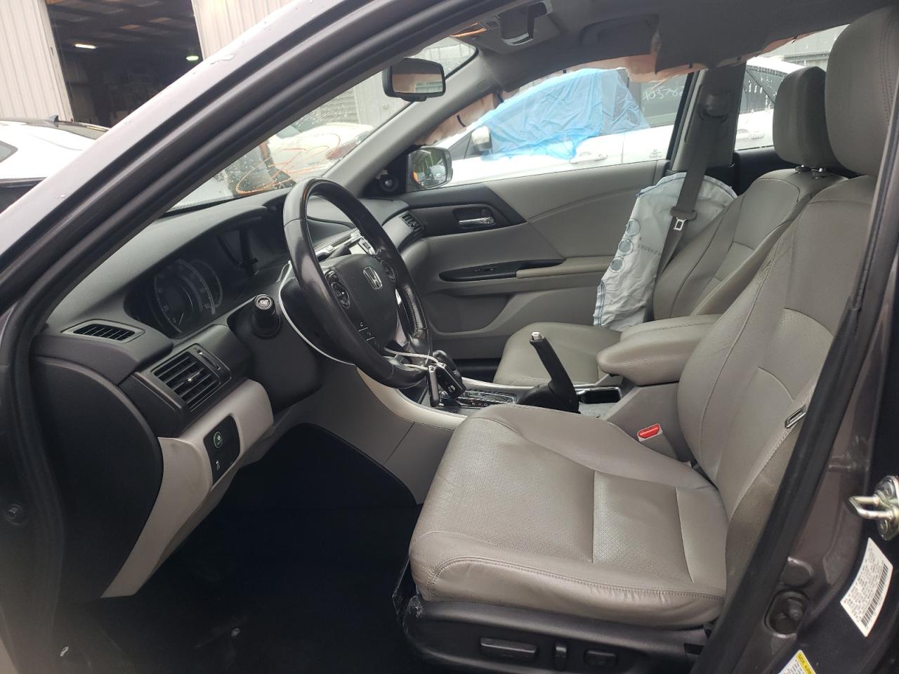 Photo 5 from auction – 2014 HONDA ACCORD EXL with VIN 1HGCR2F89EA176947