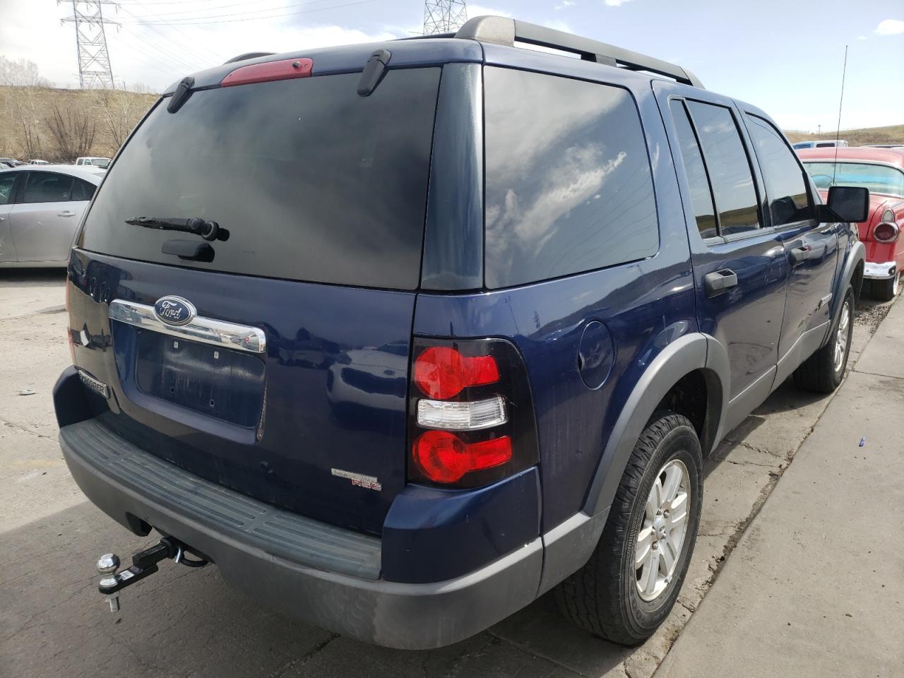 Photo 4 from auction – 2006 FORD EXPLORER X with VIN 1FMEU63E26UA90107