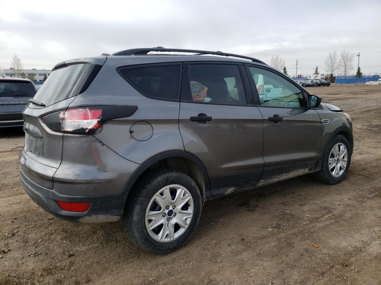 Photo 4 from auction – 2013 FORD ESCAPE S with VIN 1FMCU0F72DUB26599