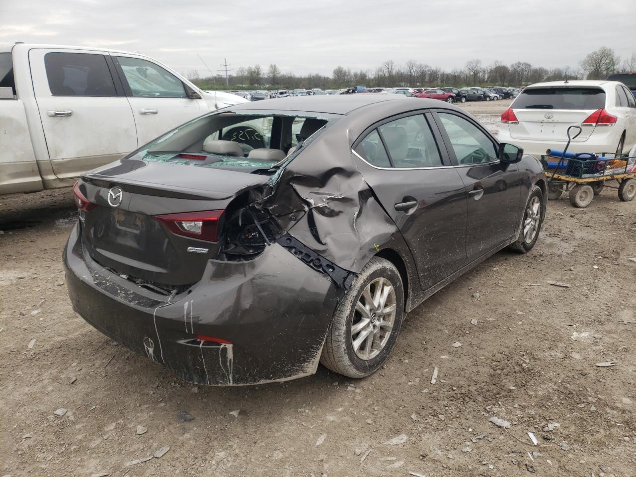 Photo 4 from auction – 2014 MAZDA 3 TOURING with VIN 3MZBM1V75EM100475