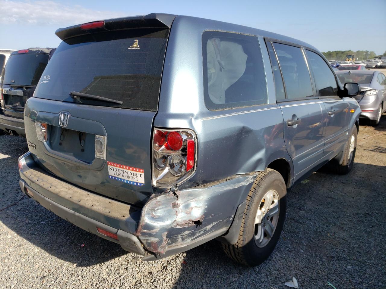 Photo 4 from auction – 2007 HONDA PILOT LX with VIN 5FNYF28187B025542