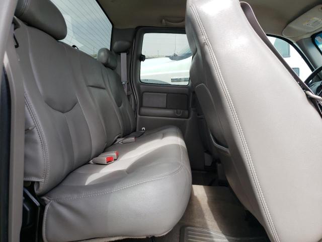 Photo 6 from auction – 2004 CHEVROLET SILVERADO with VIN 1GCJK39104E142353