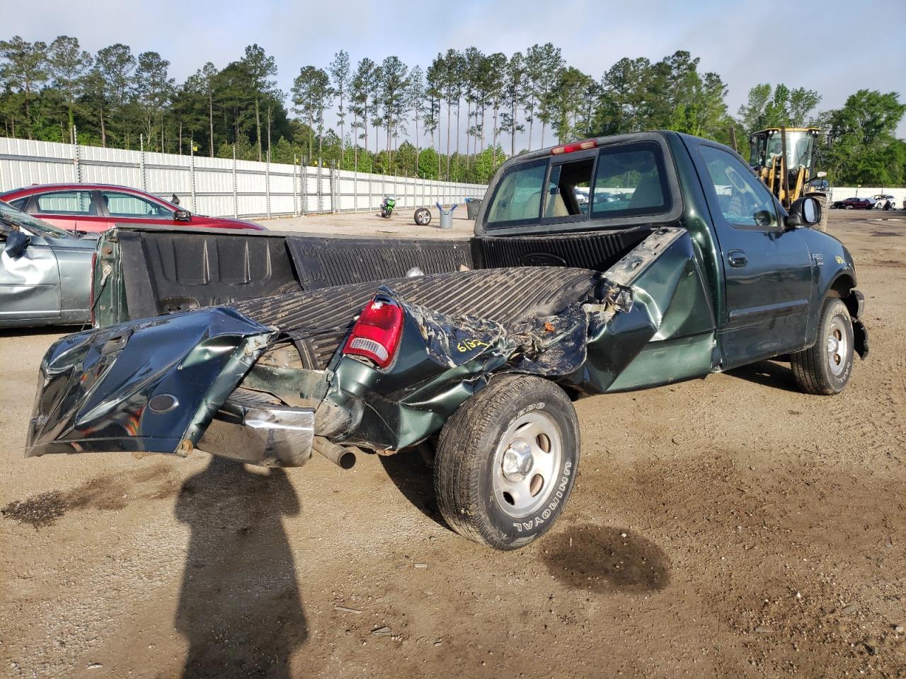 Photo 4 from auction – 2003 FORD F150 with VIN 1FTRF17L13NA25430
