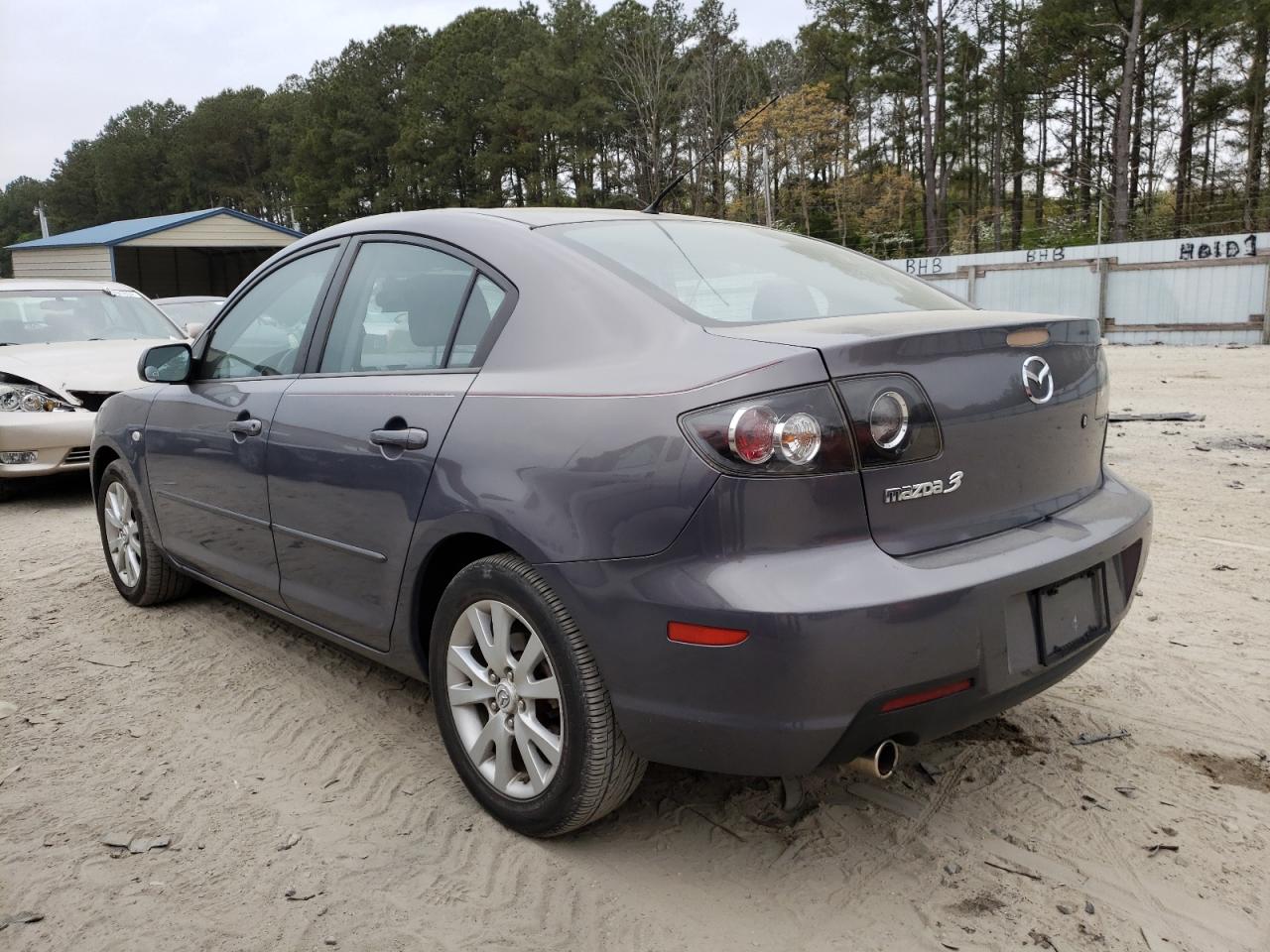 Photo 3 from auction – 2007 MAZDA 3 I with VIN JM1BK12F171711821