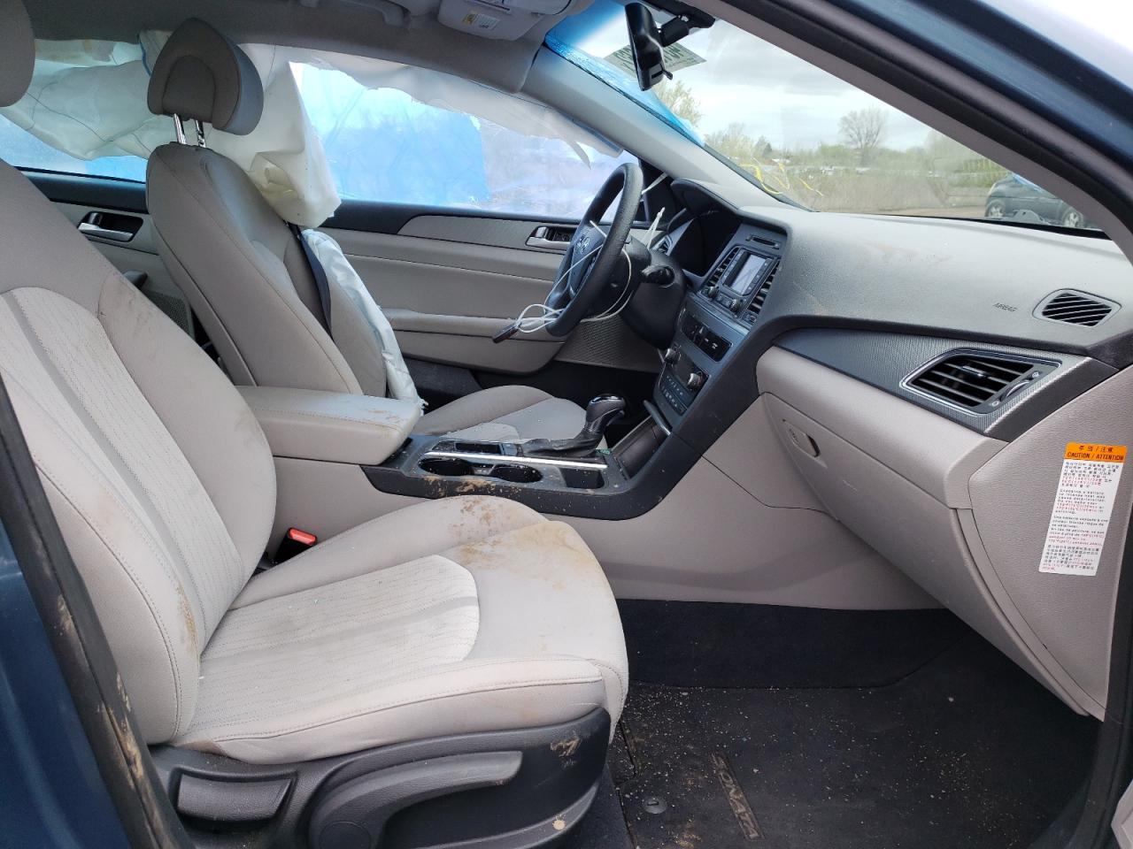 Photo 5 from auction – 2016 HYUNDAI SONATA HYB with VIN KMHE24L19GA011042