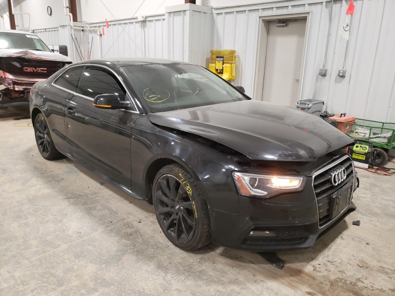 AUDI A5 PREMIUM 2016 with VIN WAUM2AFR4GA030787 - Photo from auction