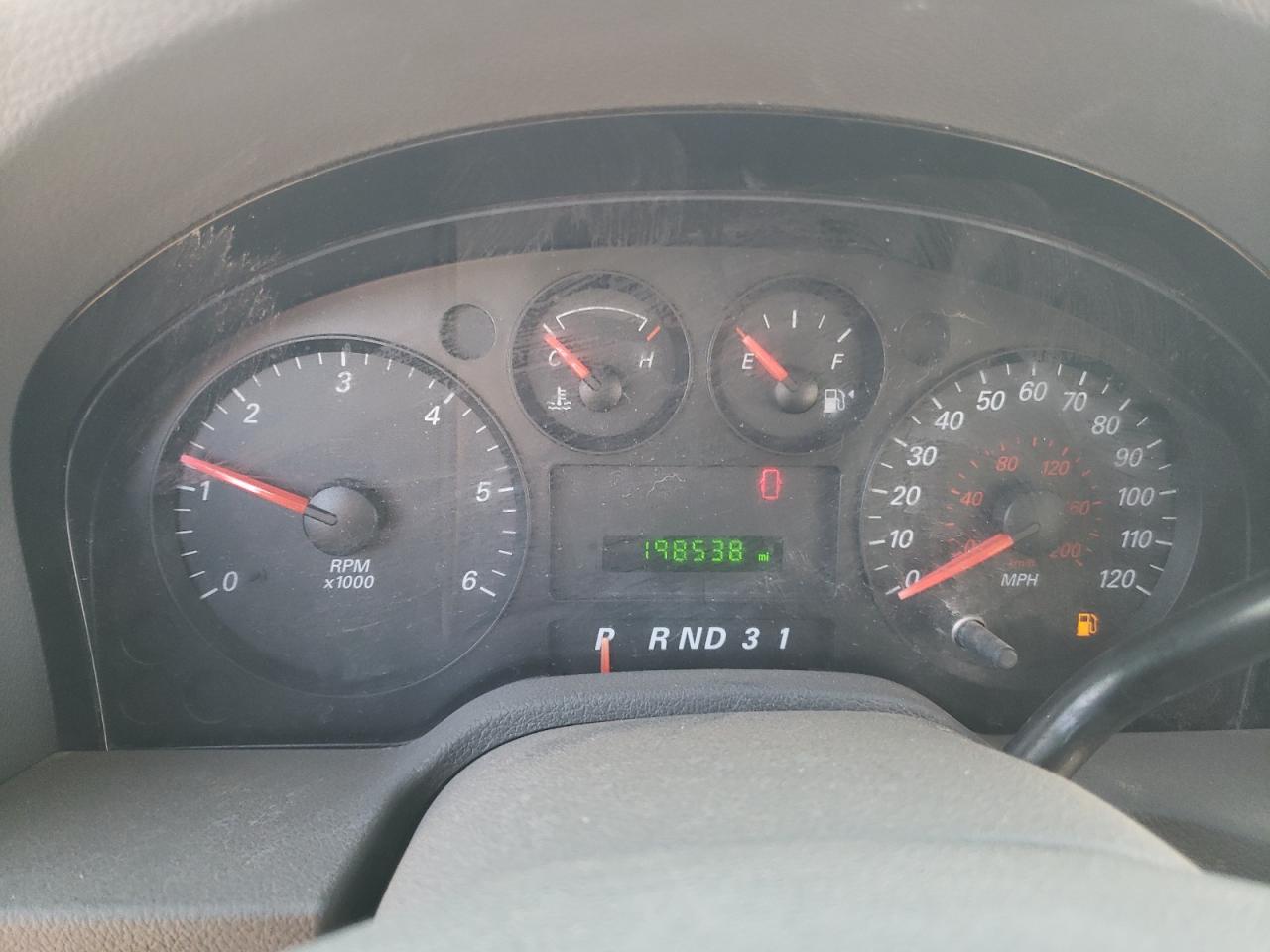 Photo 8 from auction – 2005 FORD FREESTAR S with VIN 2FMZA51605BA03552
