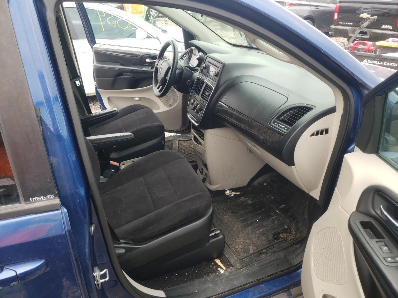 Photo 5 from auction – 2011 DODGE GRAND CARA with VIN 2D4RN4DG6BR743667