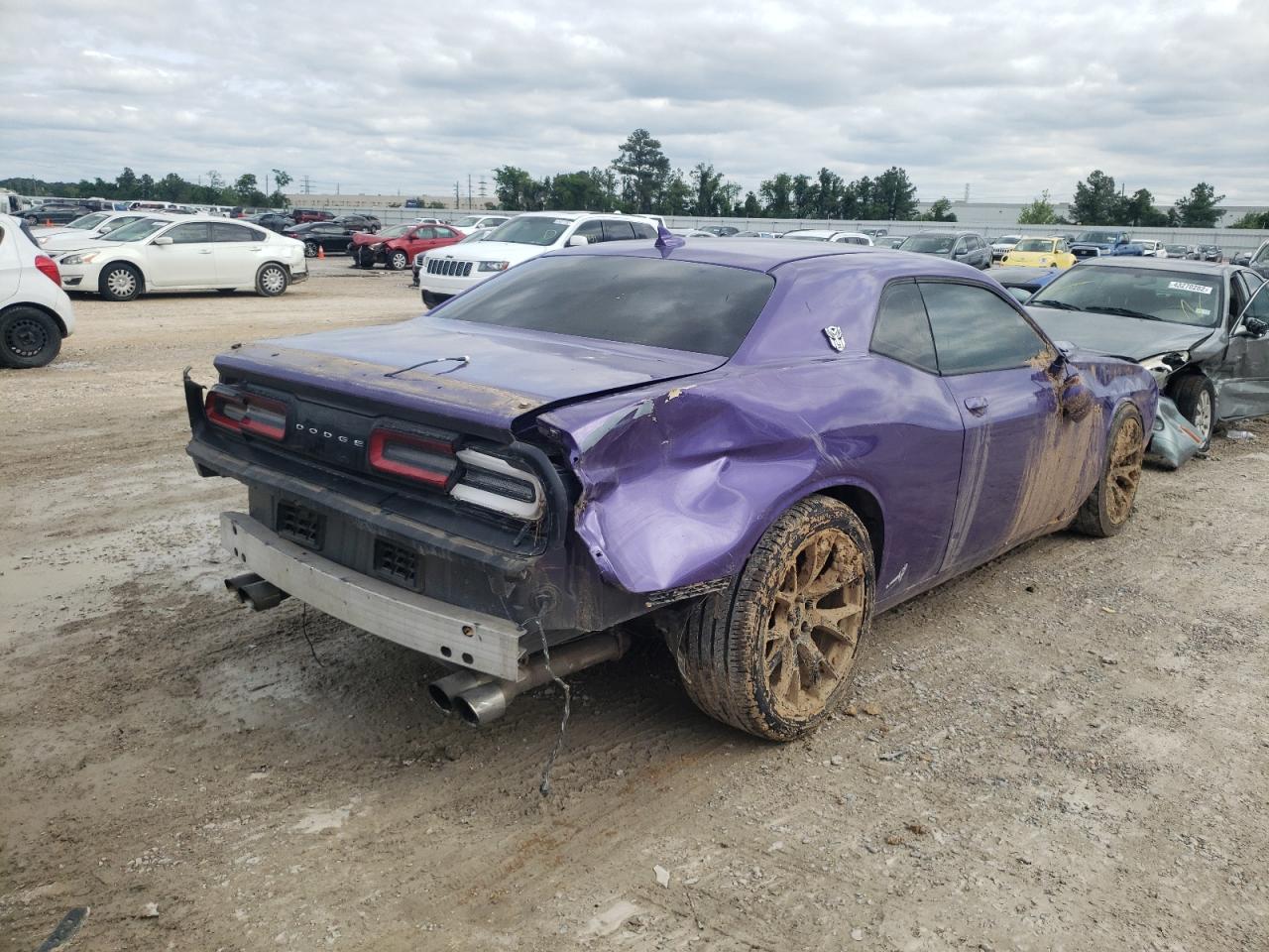 Photo 4 from auction – 2015 DODGE CHALLENGER with VIN 2C3CDZBT7FH723219
