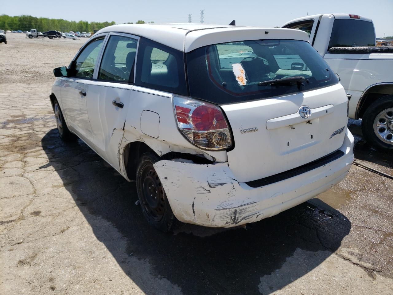Photo 3 from auction – 2007 TOYOTA MATRIX with VIN 2T1KR32E57C676100