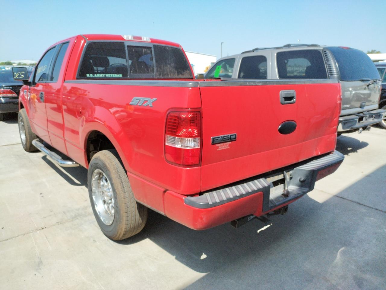 Photo 3 from auction – 2007 FORD F150 with VIN 1FTRX12W07FA31038