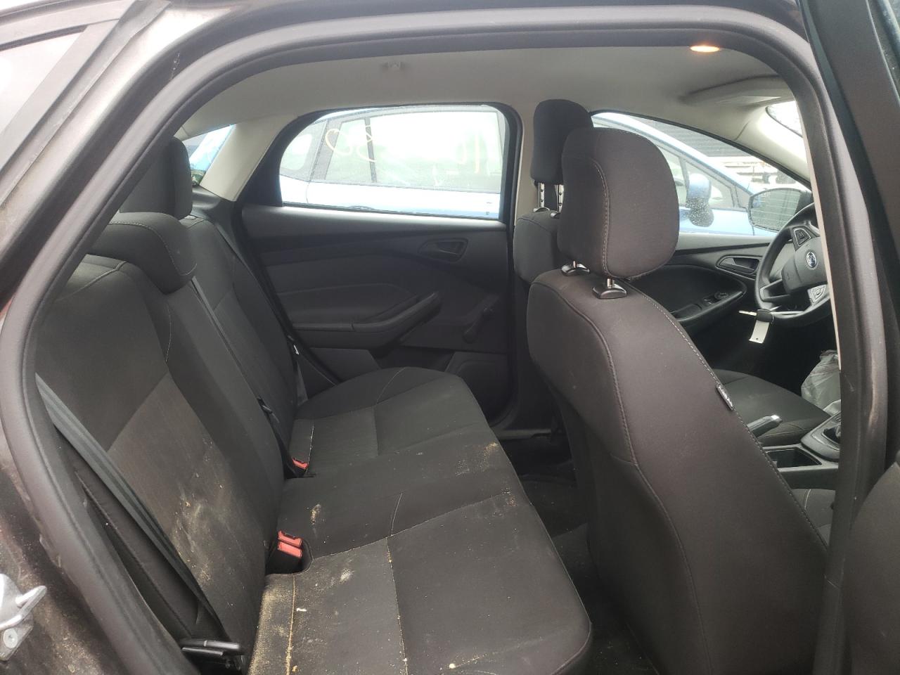 Photo 6 from auction – 2016 FORD FOCUS S with VIN 1FADP3E24GL200662