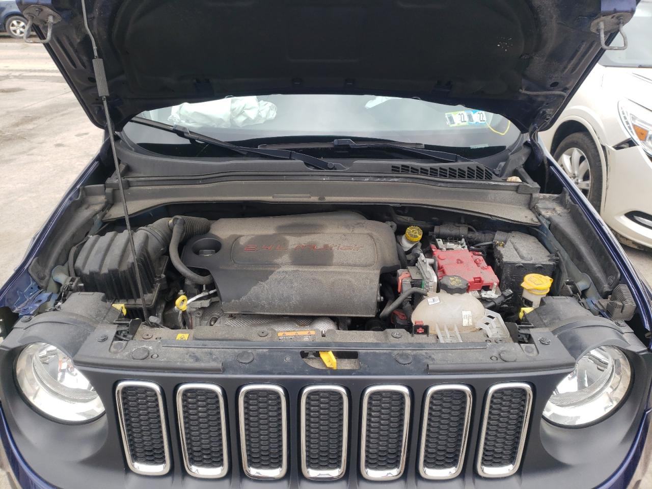 Photo 7 from auction – 2018 JEEP RENEGADE S with VIN ZACCJBAB1JPJ11218