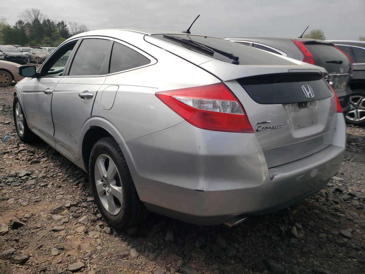 Photo 3 from auction – 2011 HONDA ACCORD CRO with VIN 5J6TF1H31BL001007