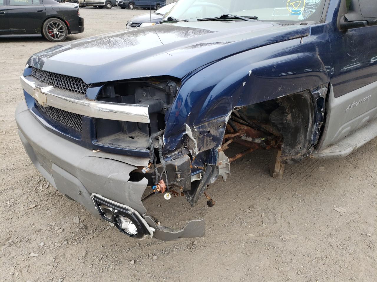 Photo 9 from auction – 2002 CHEVROLET AVALANCHE with VIN 3GNEK13T72G224903