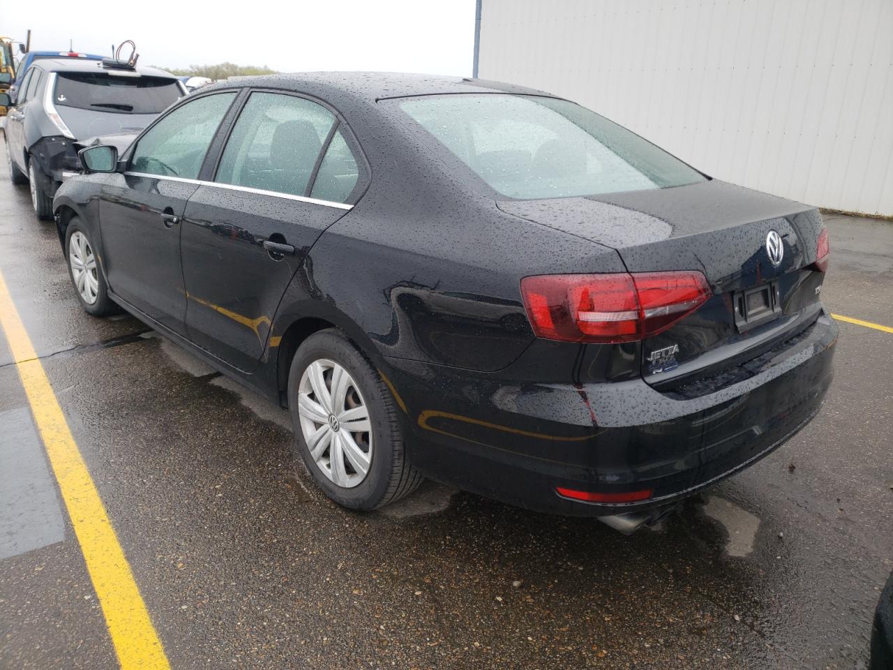 Photo 3 from auction – 2017 VOLKSWAGEN JETTA S with VIN 3VW2B7AJ8HM283661