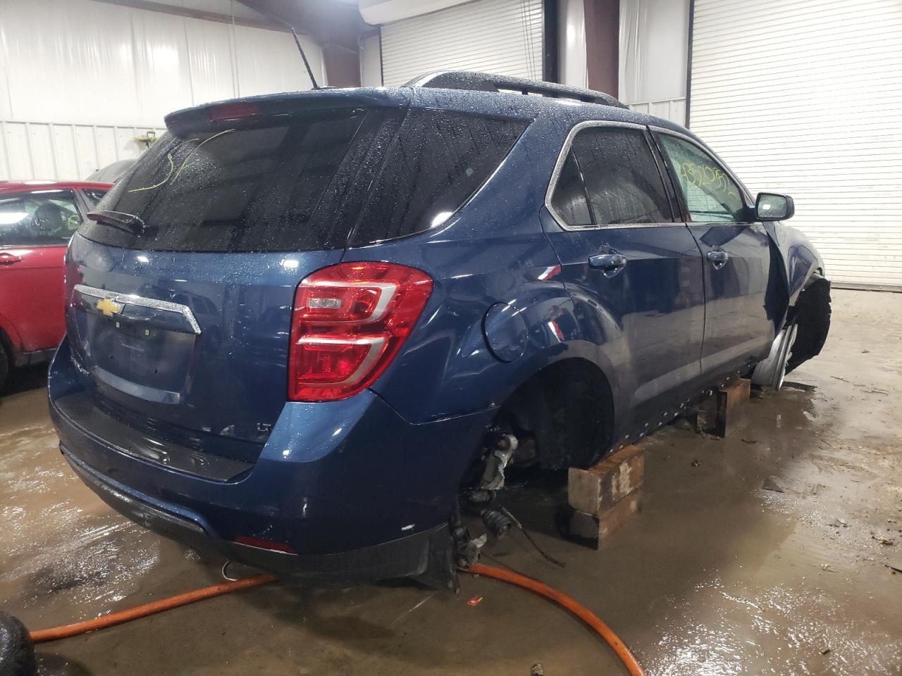 Photo 4 from auction – 2017 CHEVROLET EQUINOX LT with VIN 2GNFLFEK0H6105520