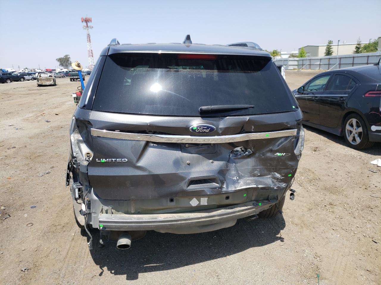 Photo 9 from auction – 2016 FORD EXPLORER L with VIN 1FM5K8F84GGA85725